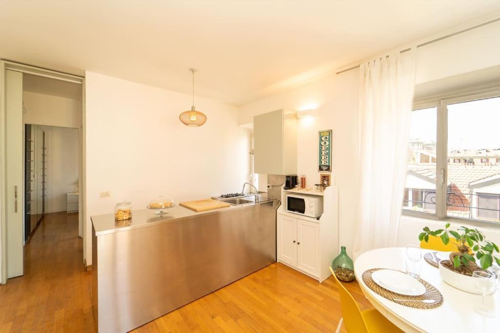 Apartment A 15 Min. Dal Duomo Mailand